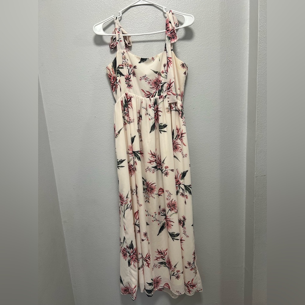 Yumi Kim Cream Floral Maxi Dress | Tie Shoulder | Size M | Bump-Friendly